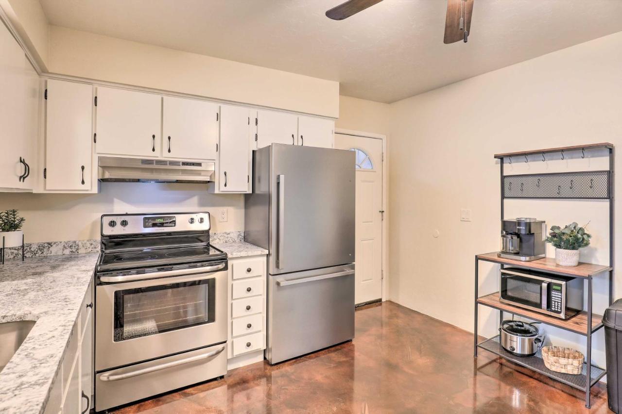 Вилла Sunny Tucson Abode With Fire Pit 9 Mi To U Of A Экстерьер фото